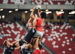 壹号娱乐-里昂主场激战里尔，关键对决改写欧战命运